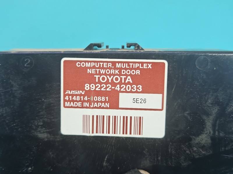 Блок керування модуль Toyota Rav4 89222-42033 — фото деталі 6