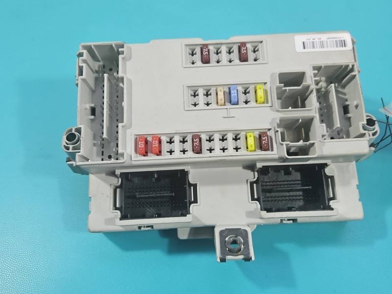 Блок управления модуль Jeep Cherokee 68233380AC