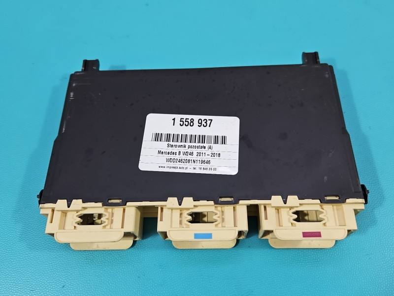 Блок керування модуль Mercedes B W246 A2468200526 — фото деталі 2