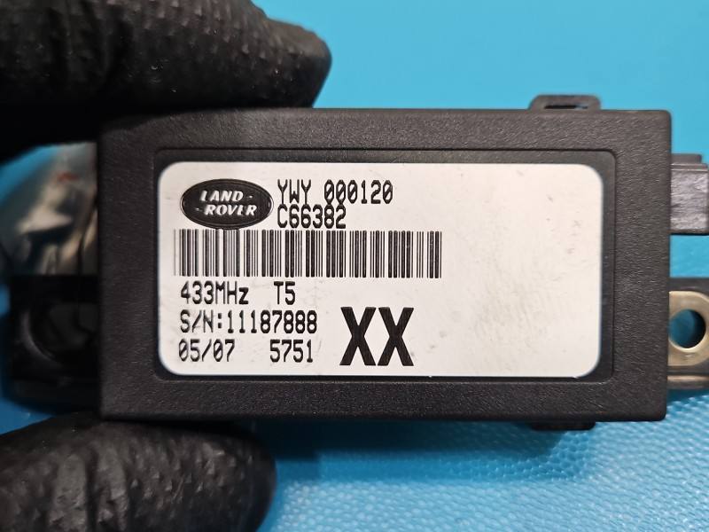 Блок керування модуль Land Rover Range Rover YWY000120 — фото деталі 3