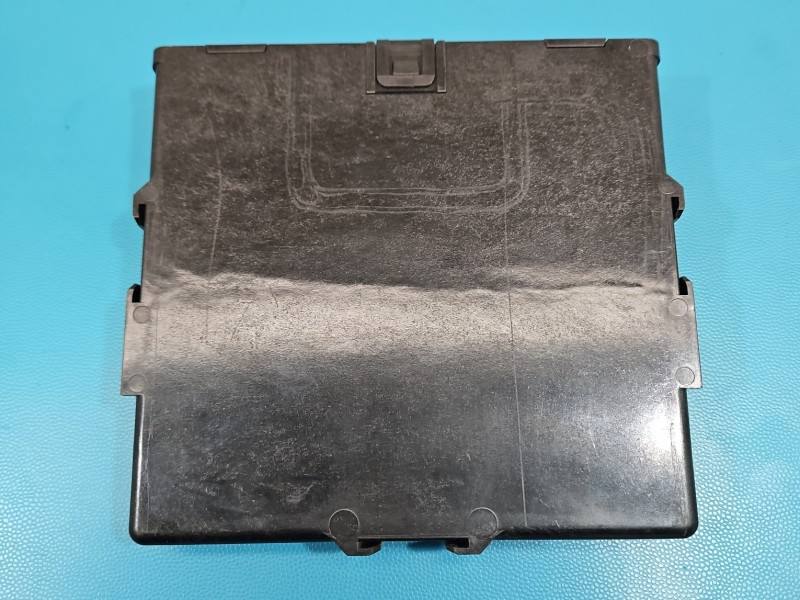 Блок керування модуль Toyota Auris 89681-02040 — фото деталі 5