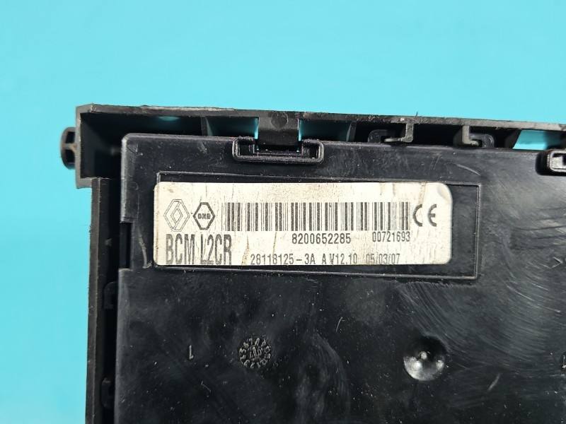 Блок керування модуль Renault Modus 8200652285 — фото деталі 5
