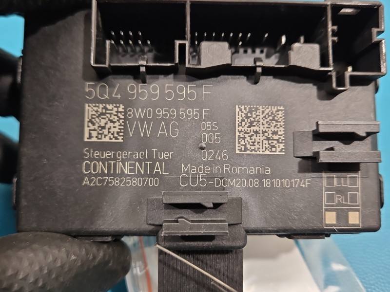 Блок керування модуль Skoda Kodiaq 5Q4959595F — фото деталі 3