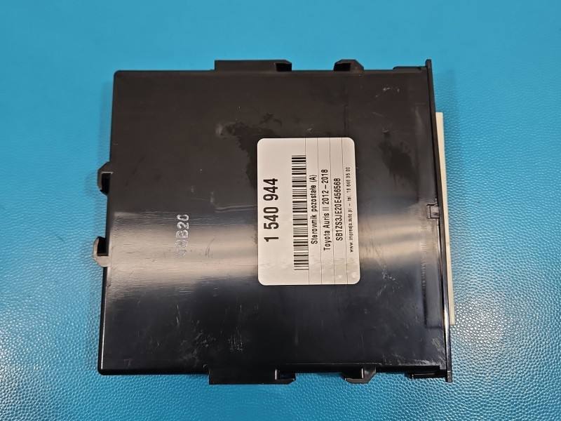 Блок керування модуль Toyota Auris 89990-02380 — фото деталі 6