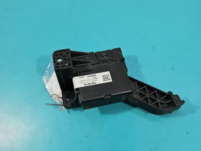 Блок керування модуль Toyota Yaris 3 88650-0D320 — фото деталі 4