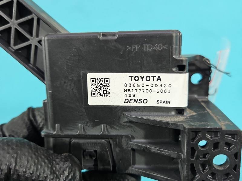 Блок керування модуль Toyota Yaris 3 88650-0D320 — фото деталі 7