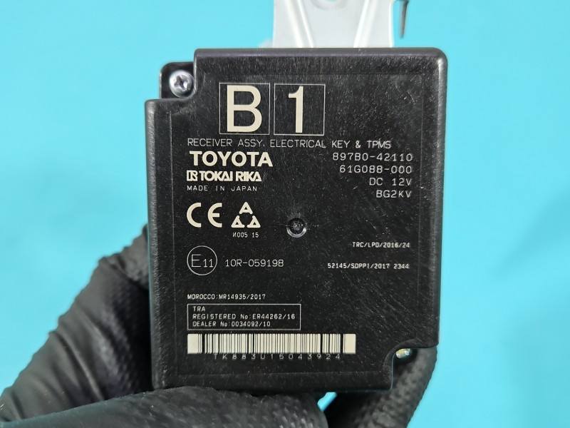 Блок управления модуль Toyota Rav4 897B0-42110 — фото детали 5