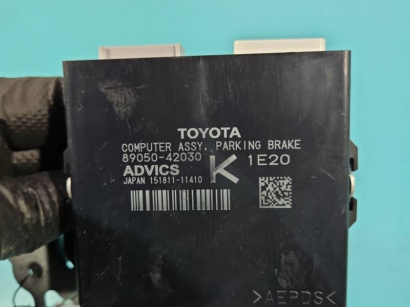 Блок керування модуль Toyota Rav4 89050-42030 — фото деталі 6