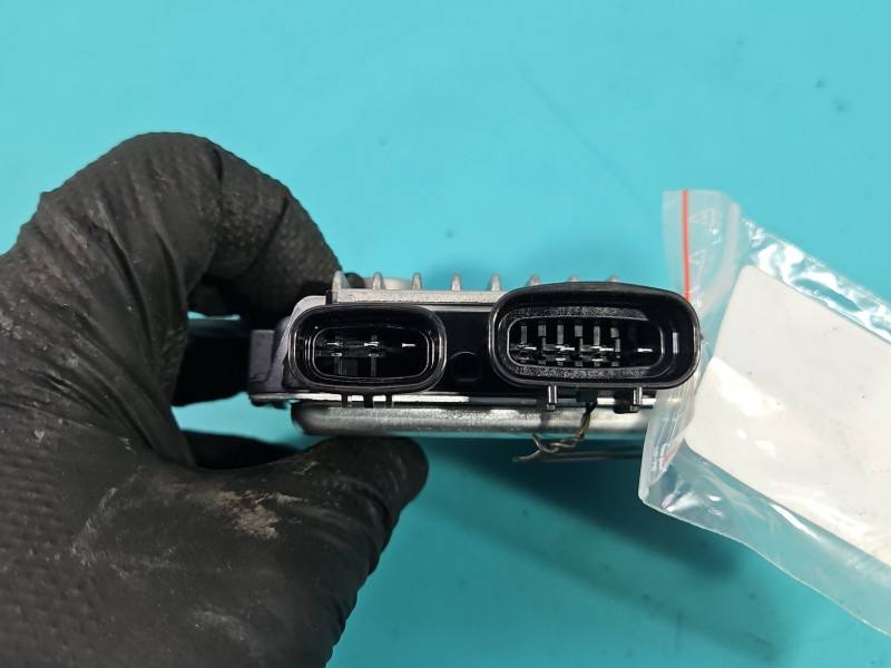Блок керування модуль Toyota Rav4 89571-48010 — фото деталі 5