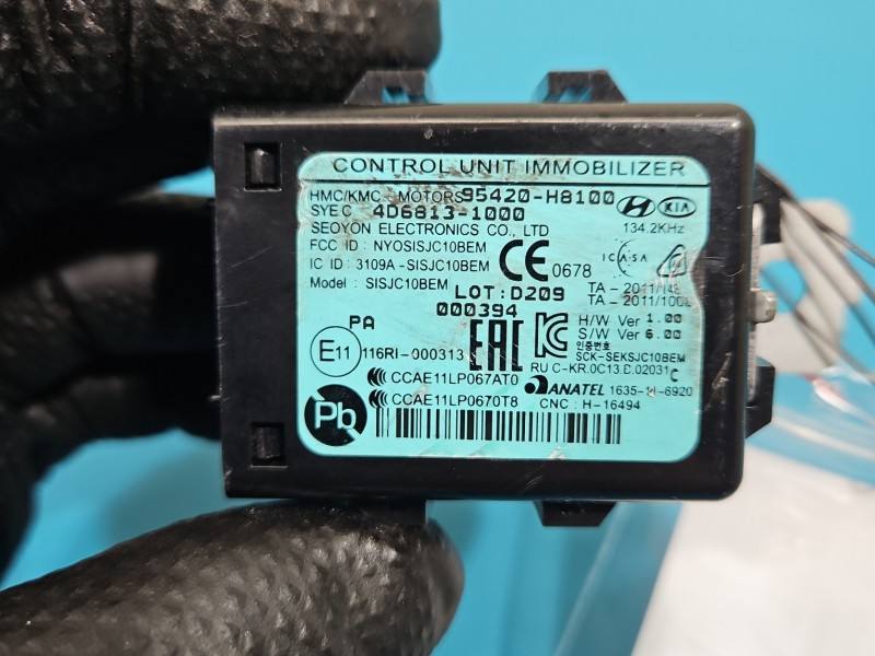 Блок управления модуль Kia Rio 95420-H8100 — фото детали 3