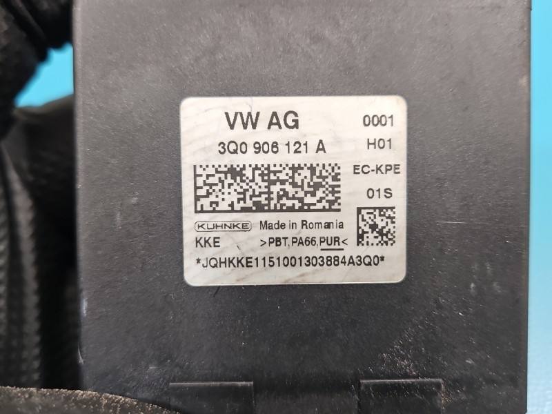 Блок керування модуль Skoda Octavia 3 3Q0906121A — фото деталі 5