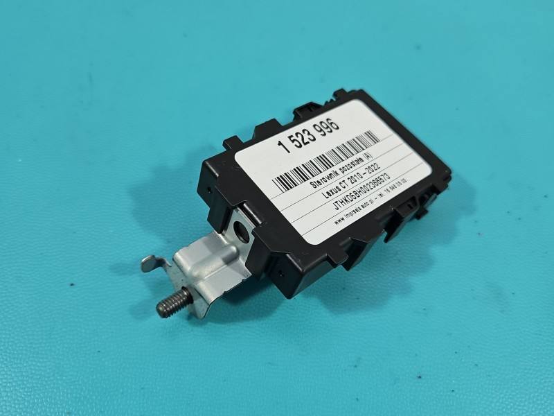 Блок керування модуль Lexus CT 89100-76011