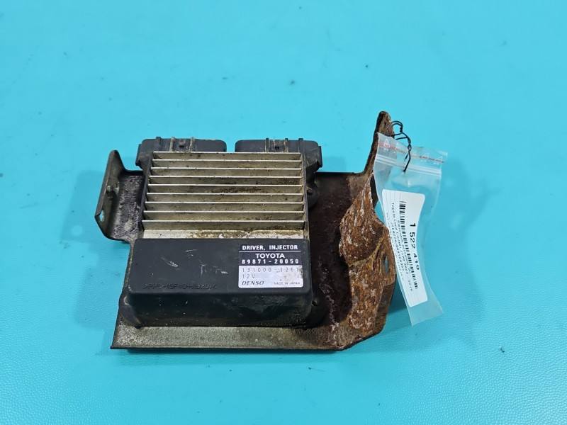 Блок керування модуль Toyota Land Cruiser 89871-20050 — фото деталі 2