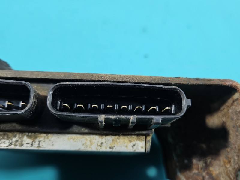 Блок керування модуль Toyota Land Cruiser 89871-20050 — фото деталі 5