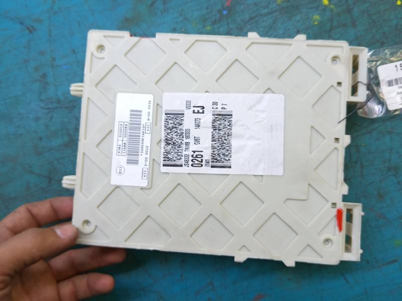 Блок керування модуль Ford Kuga GV6T-14A073-EJ — фото деталі 6