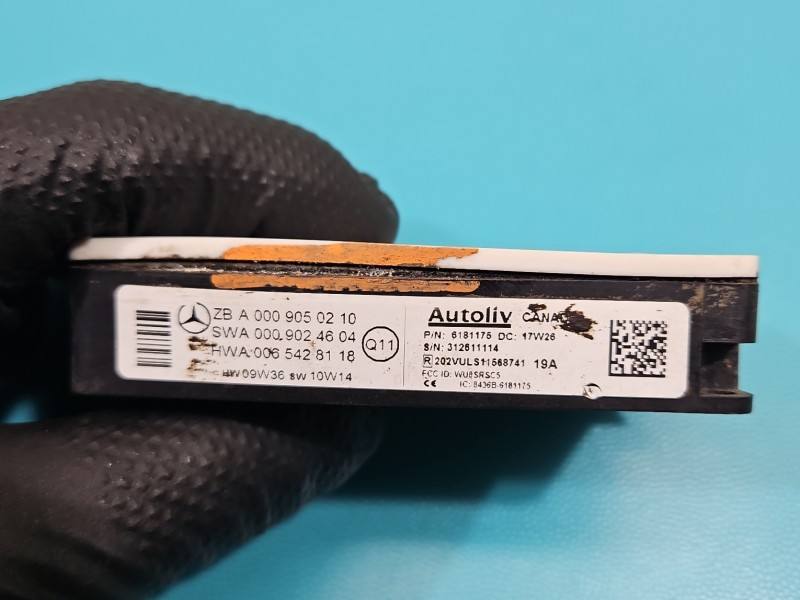 Блок керування модуль Mercedes CLS C218 A0009050210 — фото деталі 8