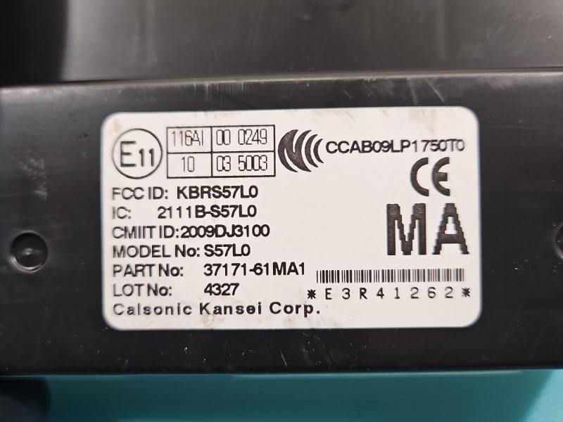 Блок керування модуль Suzuki Sx4 37171-61A1 — фото деталі 3