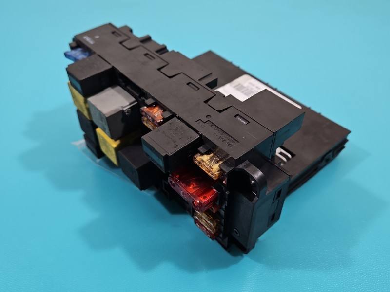 Блок керування модуль Mercedes C W203 2095450001
