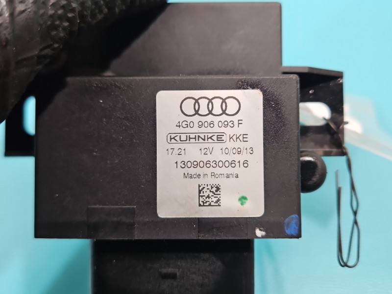 Блок керування модуль Audi A6 C7 4G0906093F — фото деталі 3