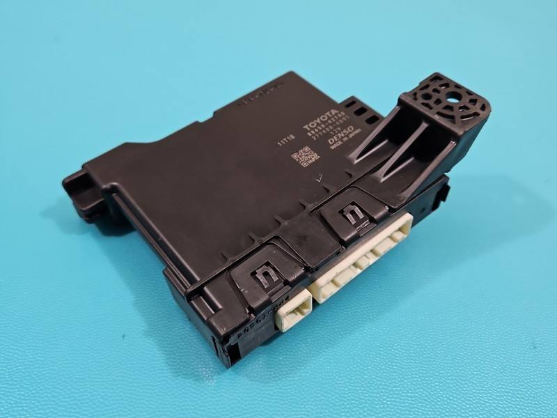 Блок управления модуль Toyota Rav4 88650-42740