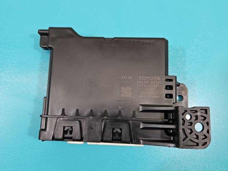 Блок управления модуль Toyota Rav4 88650-42740 — фото детали 2