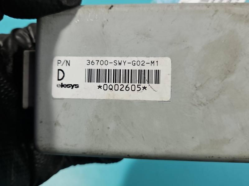 Блок керування модуль Honda CR-V 36700-SWY-G02-M1 — фото деталі 6
