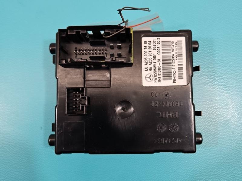Блок керування модуль Mercedes C W205 A2059007615 — фото деталі 3