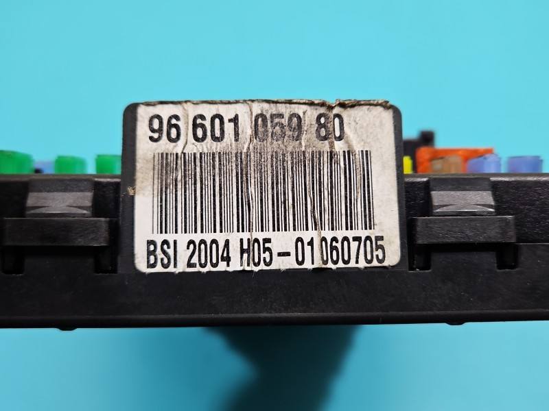 Блок керування модуль Citroen C4 9660105980 — фото деталі 3
