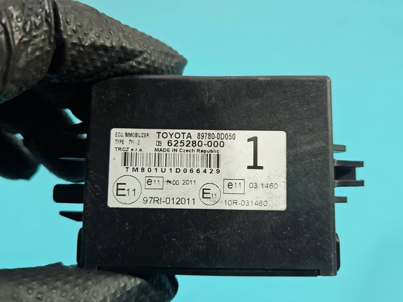 Блок керування модуль Toyota Yaris 3 89780-0D050 — фото деталі 3