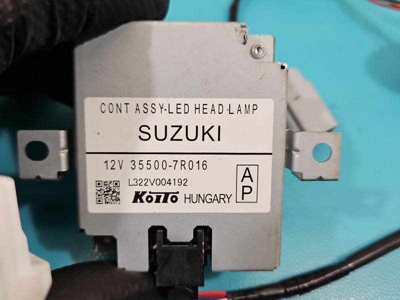 Блок керування модуль Suzuki Vitara 35500-7R016 — фото деталі 3