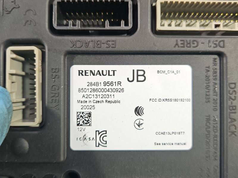 Блок керування модуль Renault Clio 284B19561R — фото деталі 5