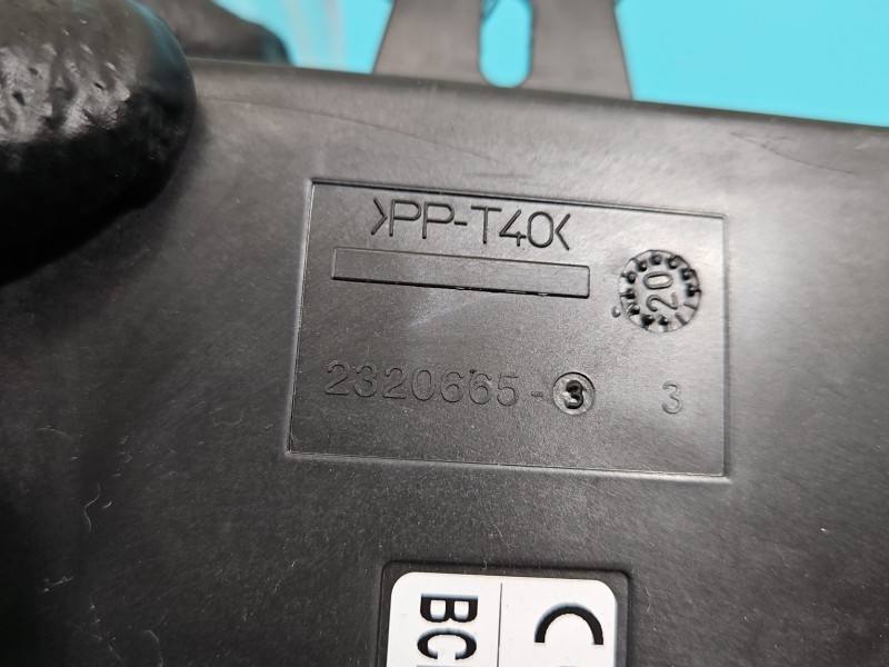 Блок керування модуль Renault Twingo 284B15166R — фото деталі 5