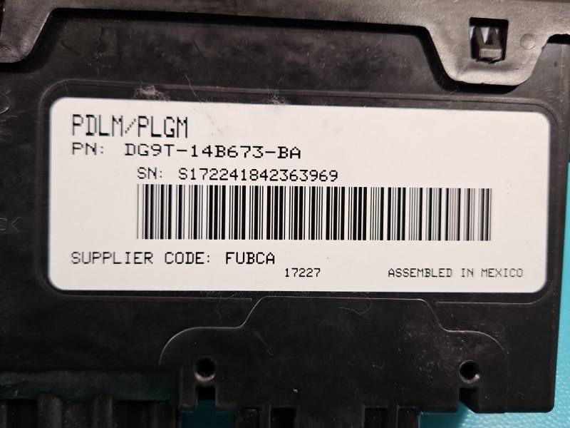 Блок керування модуль Ford Mondeo DG9T-14B673-BA — фото деталі 3