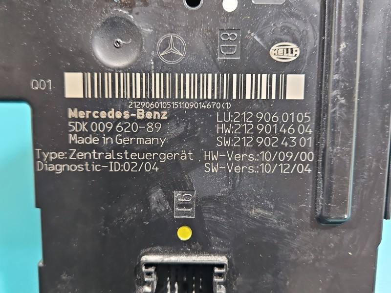 Блок керування модуль Mercedes E C207 2129060105 — фото деталі 3