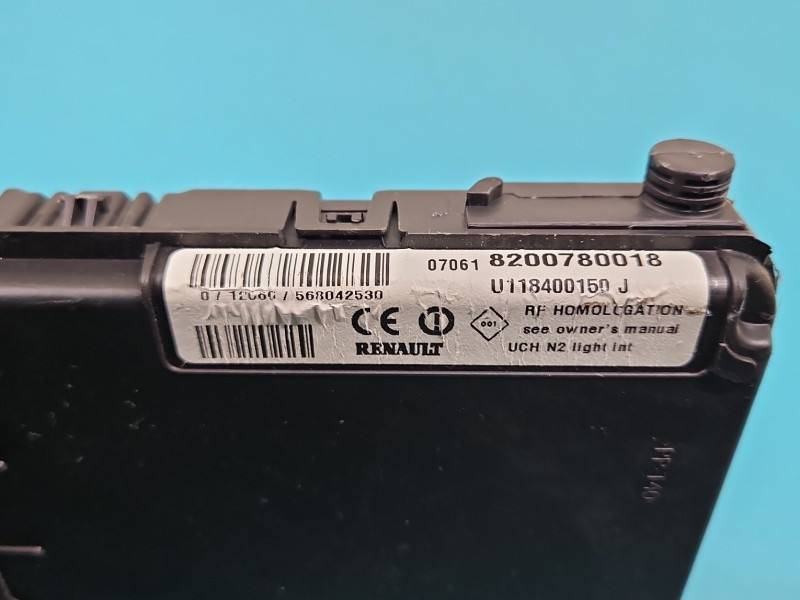 Блок керування модуль Renault Scenic 2 8200780018 — фото деталі 4