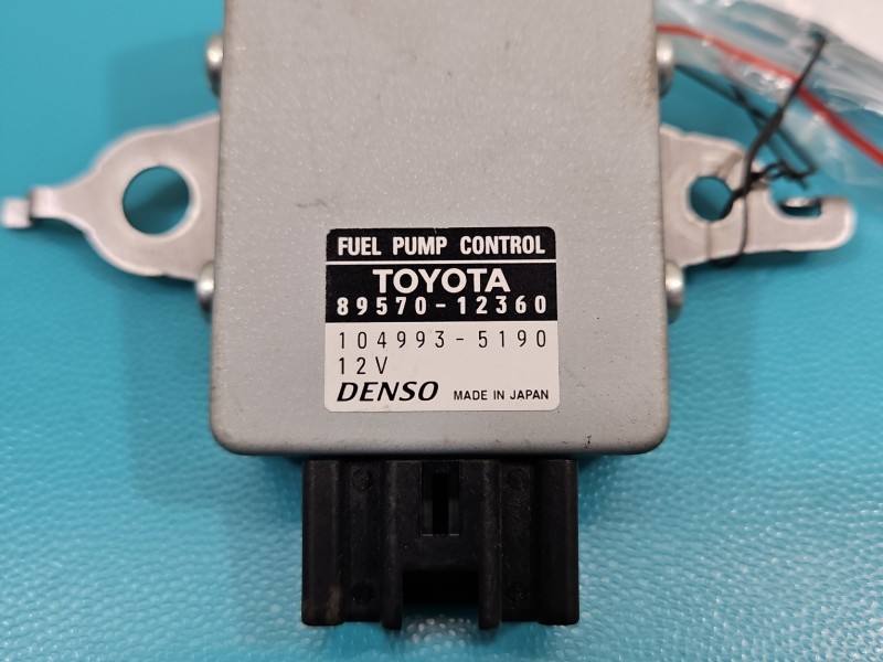 Блок керування модуль Toyota Auris 89570-12360 — фото деталі 3