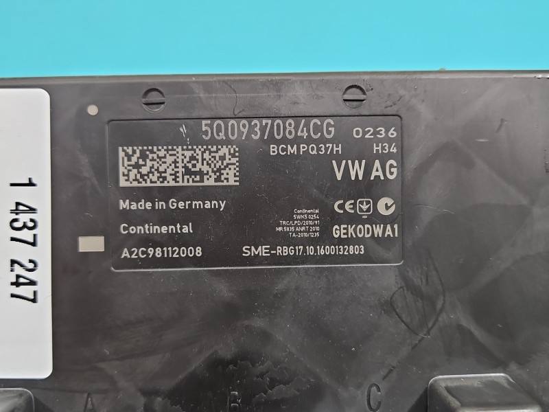 Блок керування модуль Skoda Superb 3 5Q0937084CG — фото деталі 3