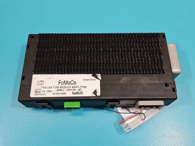 Блок керування модуль Ford Focus AM5J-19H378-AD — фото деталі 2