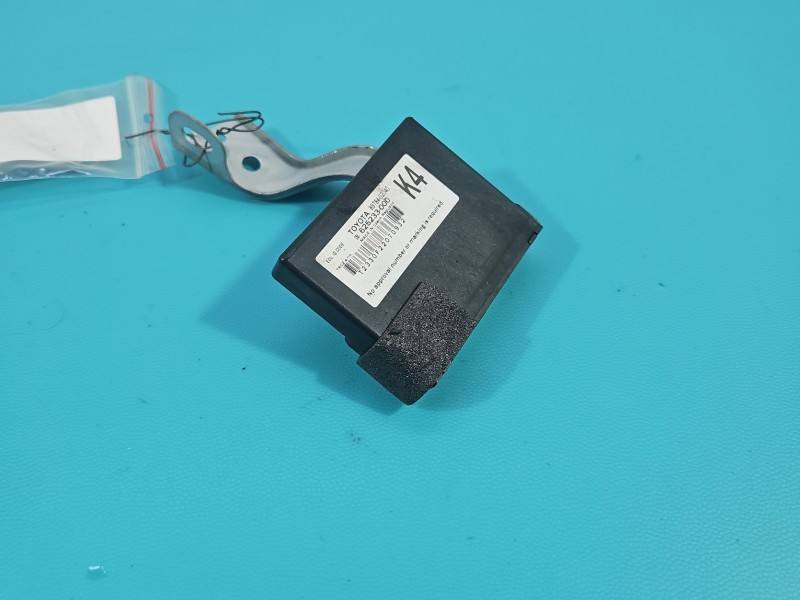 Блок управления модуль Toyota Auris 89784-02040