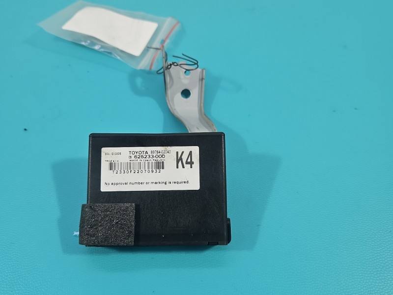 Блок управления модуль Toyota Auris 89784-02040 — фото детали 2
