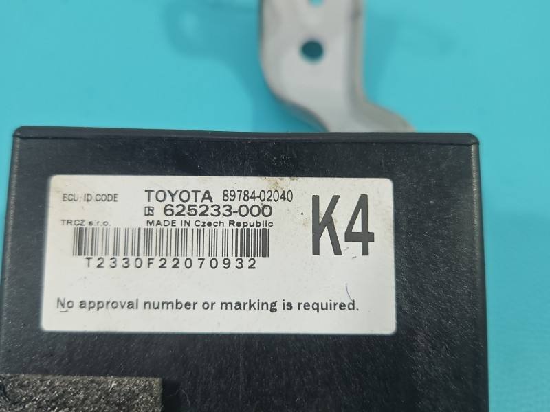 Блок управления модуль Toyota Auris 89784-02040 — фото детали 3