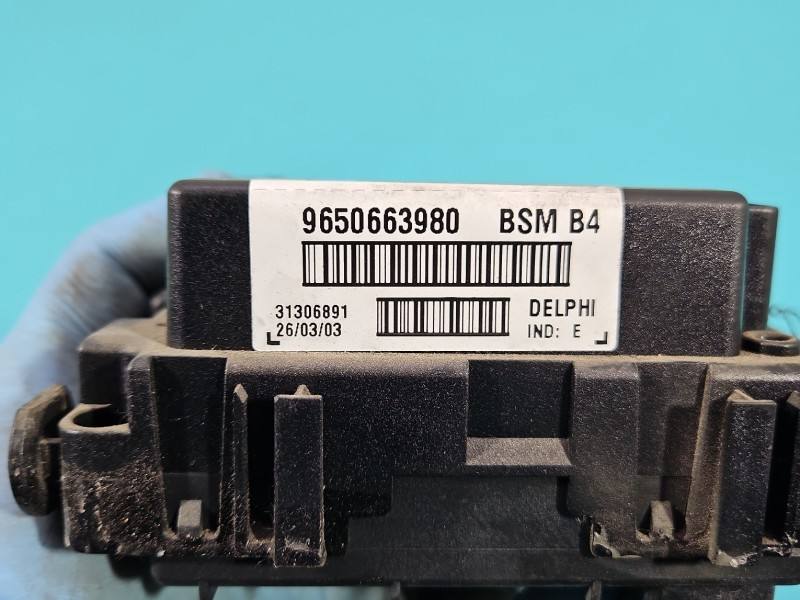 Блок керування модуль Peugeot 307 9650663980 — фото деталі 5
