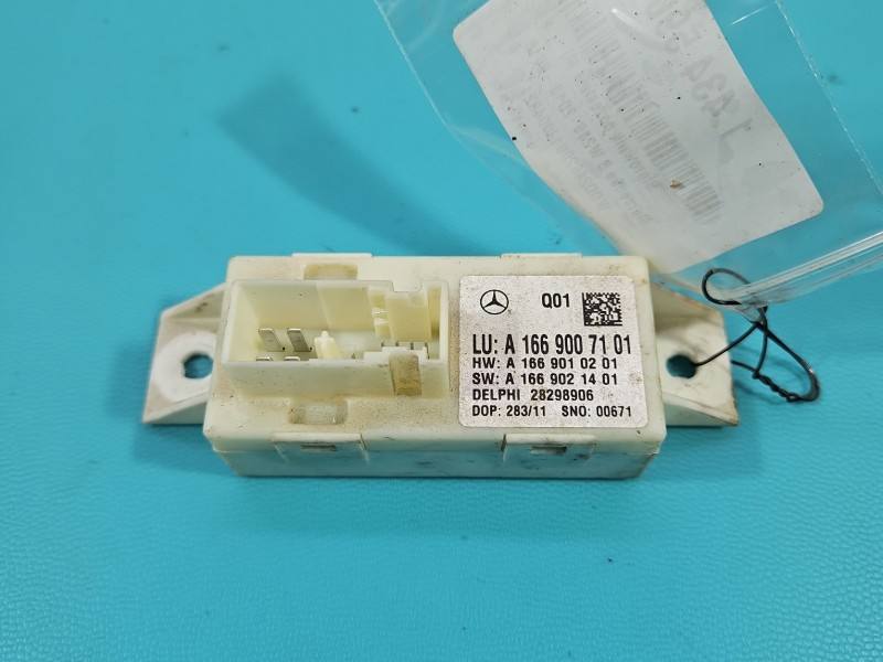 Блок керування модуль Mercedes B W246 A1669007101 — фото деталі 2