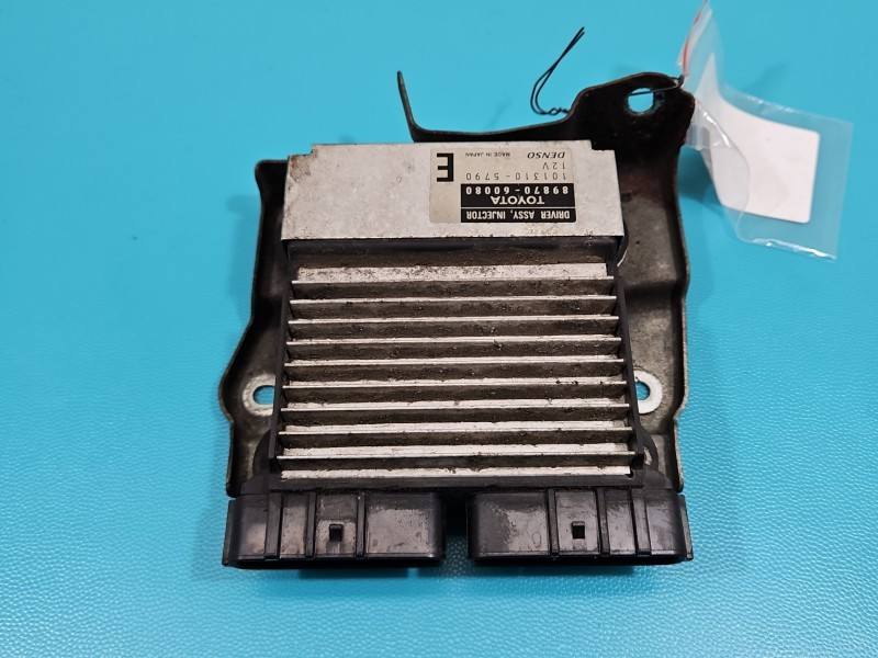 Блок керування модуль Toyota Land Cruiser 89870-60080 — фото деталі 2