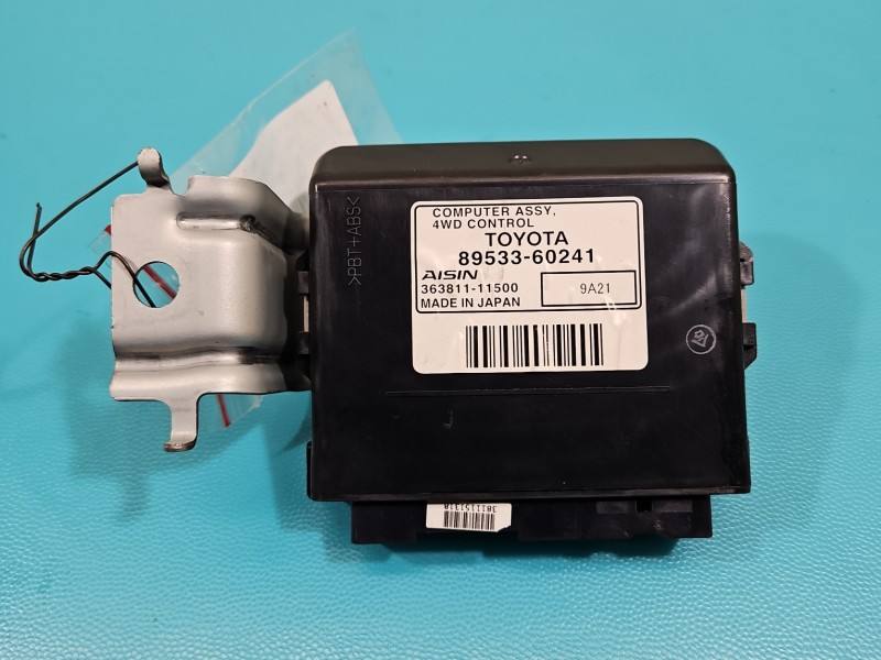 Блок керування модуль Toyota Land Cruiser 89533-60241 — фото деталі 2