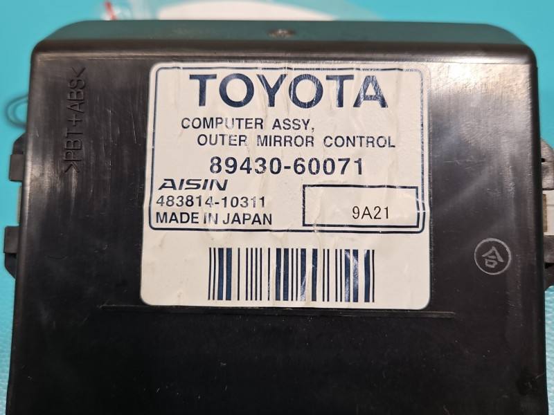 Блок керування модуль Toyota Land Cruiser 89430-60071 — фото деталі 3