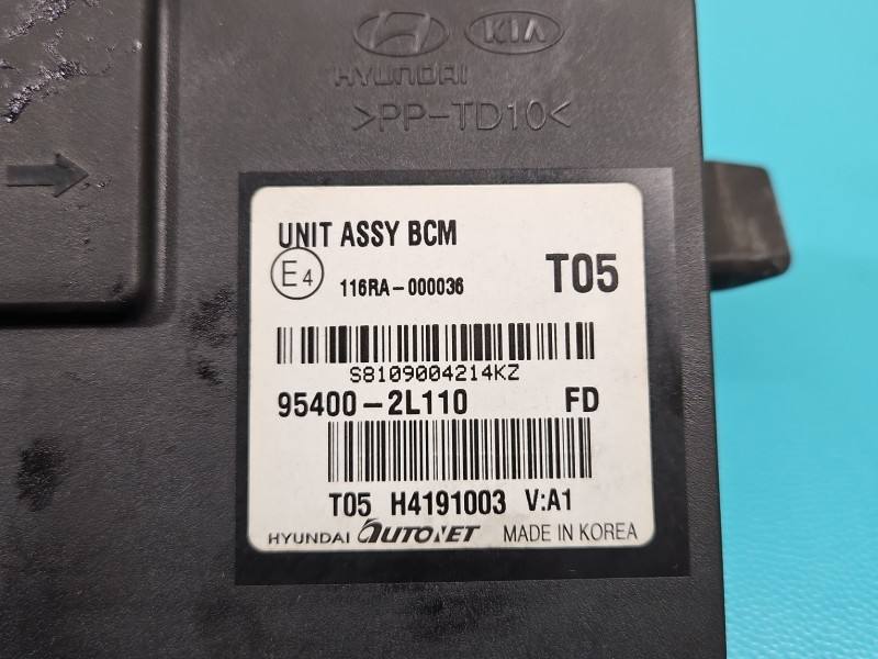 Блок управления модуль Hyundai I30 95400-2L110 — фото детали 3