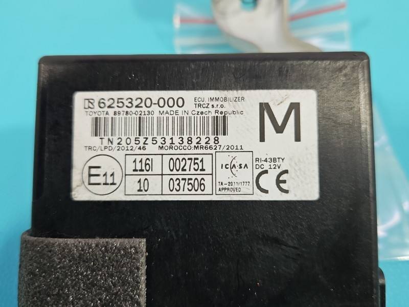 Блок керування модуль Toyota Auris 625320-000 — фото деталі 3
