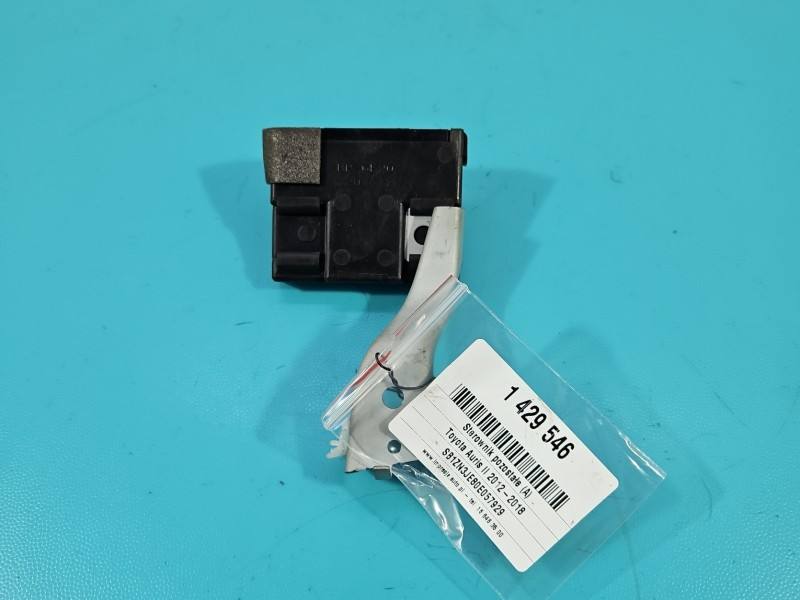Блок керування модуль Toyota Auris 625320-000 — фото деталі 5