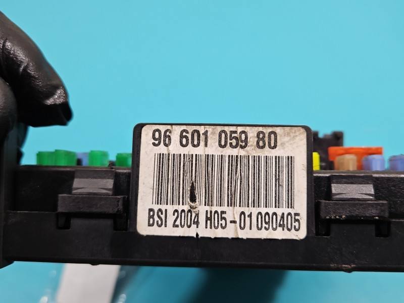 Блок керування модуль Citroen C4 9660105980 — фото деталі 3